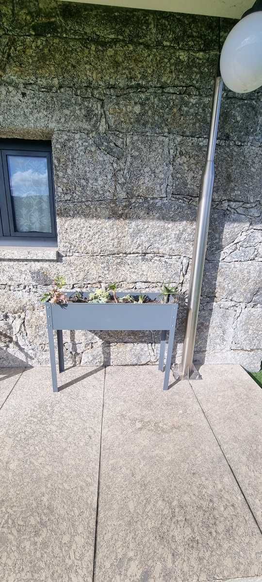 Mesa de Cultivo para Horta Urbana, Vertical , Vaso Alto (100x80x30 cm)