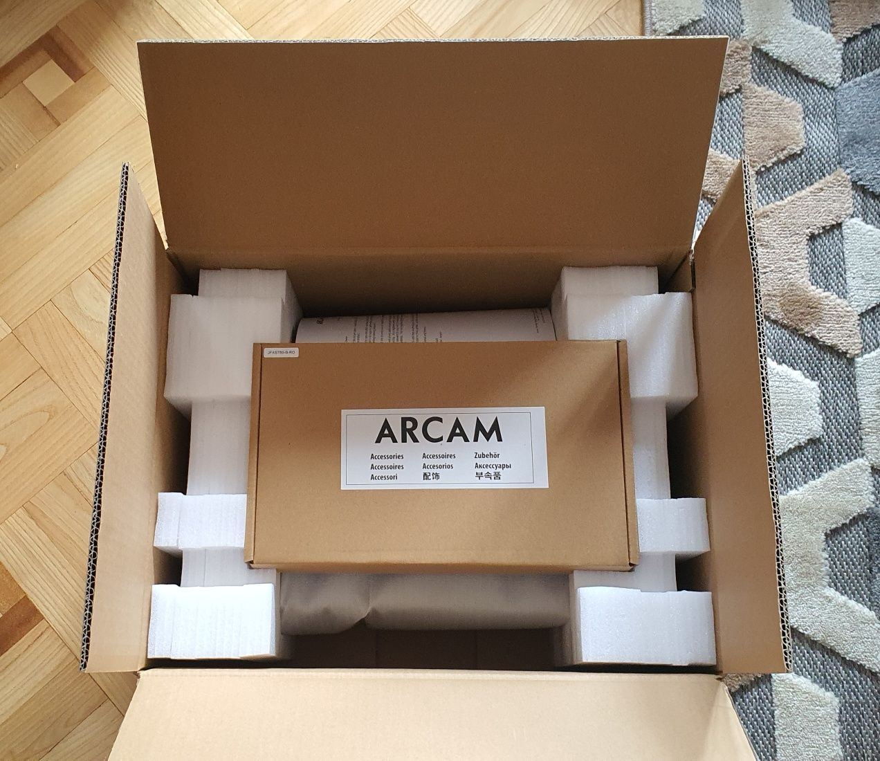 ARCAM ST60 streamer sieciowy / przedwzmacniacz