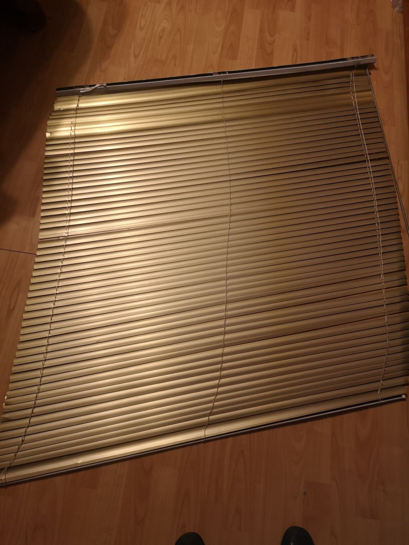Żaluzje aluminiowe kolor złoty 2 szt.