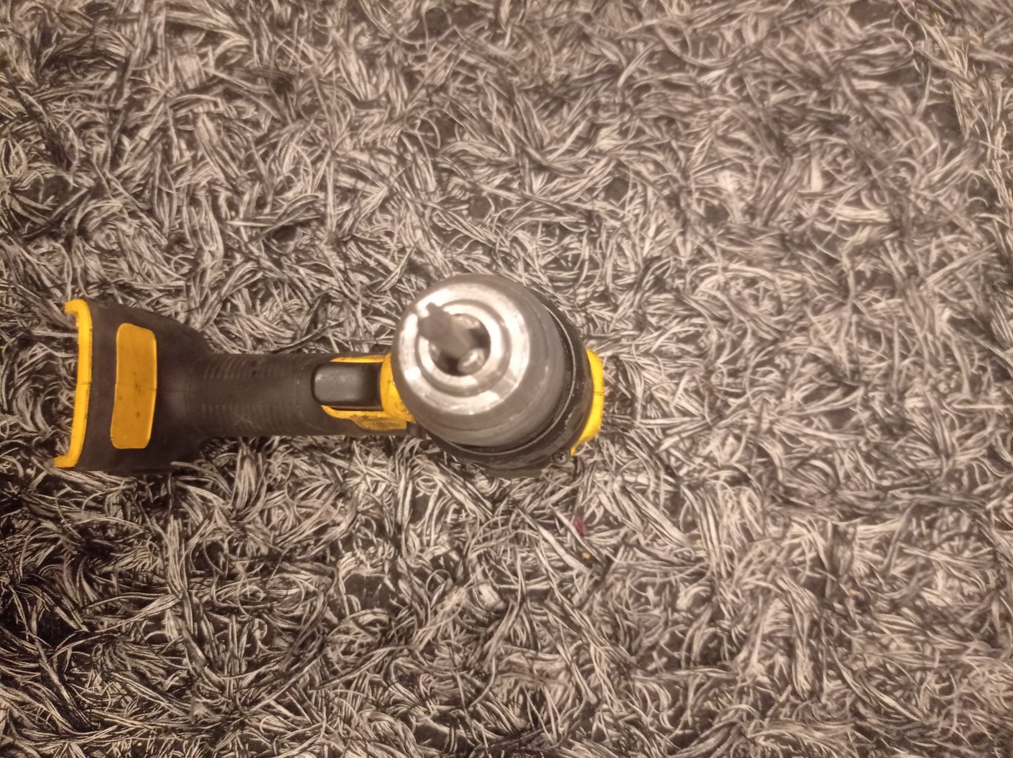 Dewalt dcd 778 .