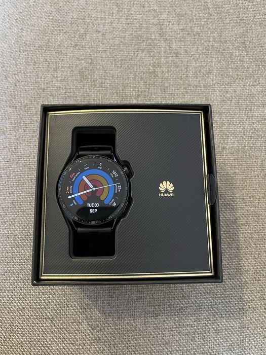 Huawei Watch GT 3 (46 mm) + zestaw pasków