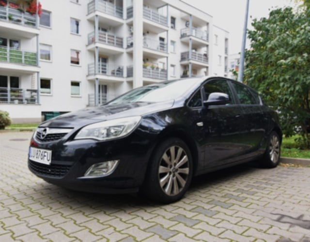 Opel Astra Opel Astra J – 1.6 LPG – Bezawaryjny, bezwypadkowy, bardzo zadbany egz