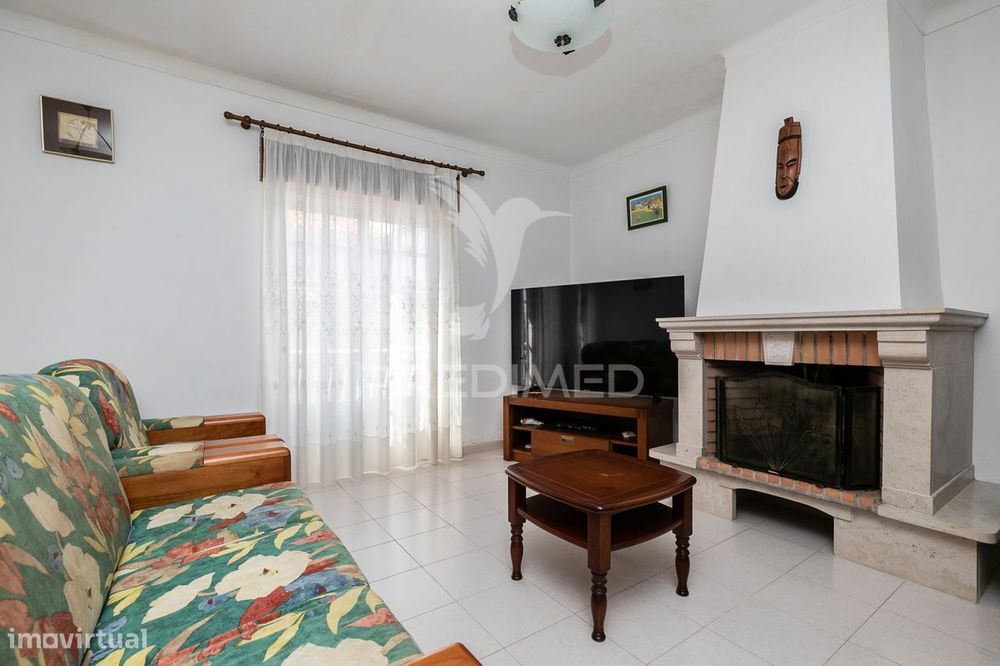 Apartamento T2 - Arrendamento anual _ Centro Cabanas de Tavira