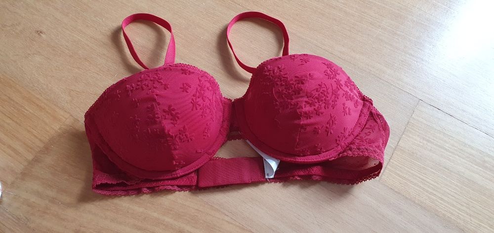 Sutiã novo vermelho