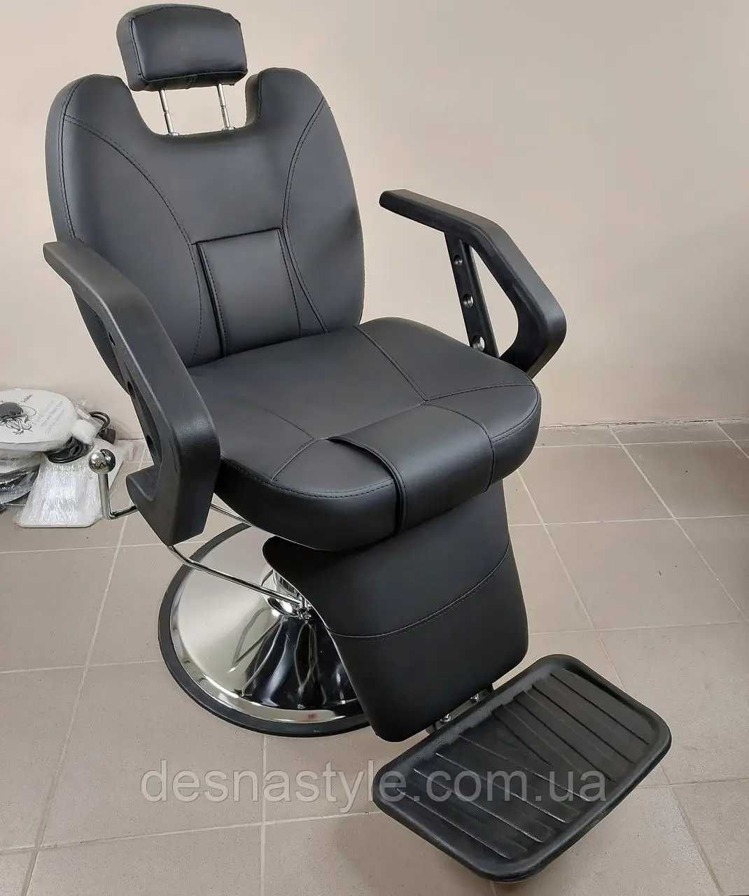 Крісло перукарське чоловіче для Барбершопа Barber А8049