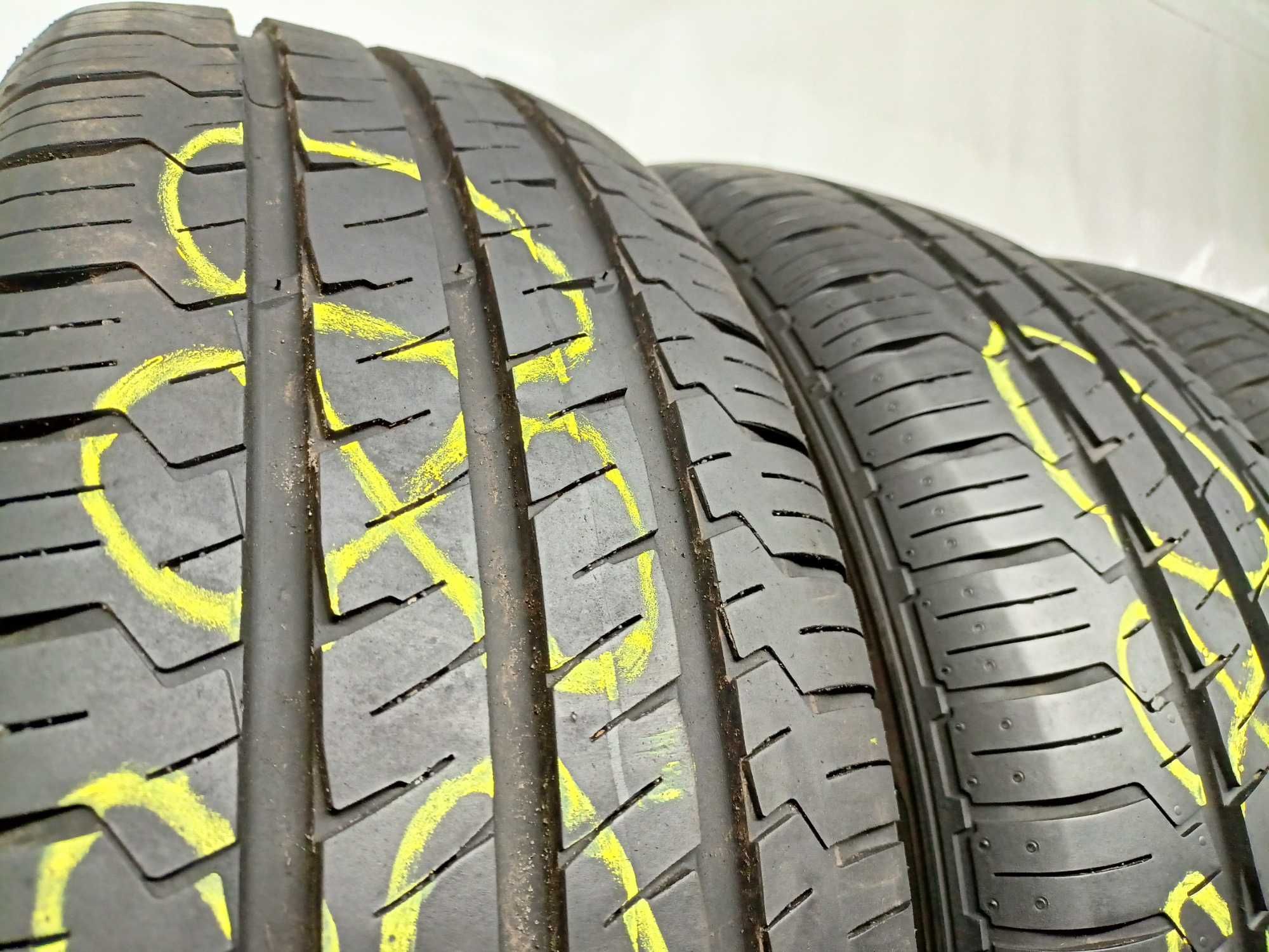 Hankook Ventralt 205/65/16C 23r. 107/105T 2x7,4mm 2x7,2mm (4380)