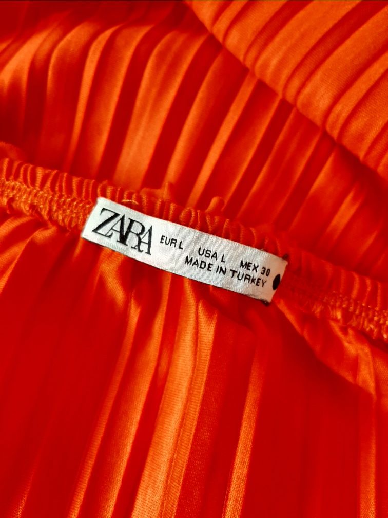 Sukienka plisowana Zara L