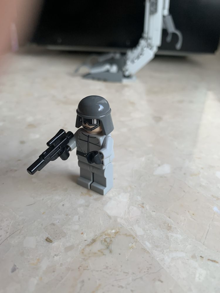 LEGO Star Wars 7657 AT-ST