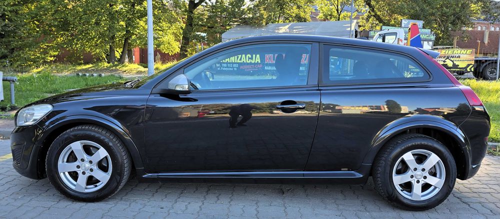 Volvo C30 Lift R-Design 1.6Diesel 2012r Bardzo Dobry Stan Nowe Opony