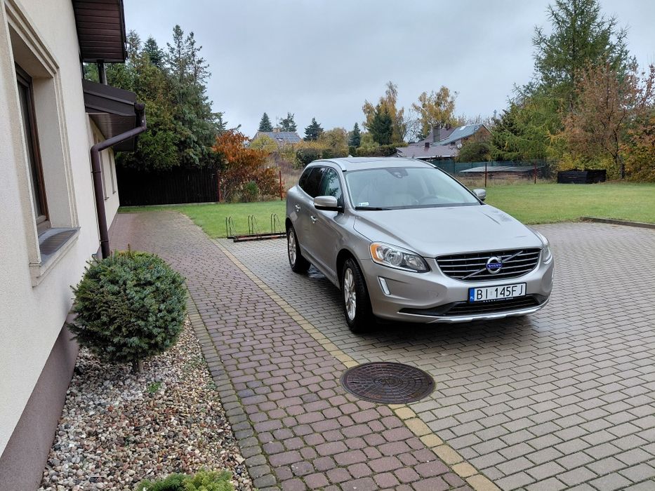 Volvo XC60 T5 2.0 245 KM Summum