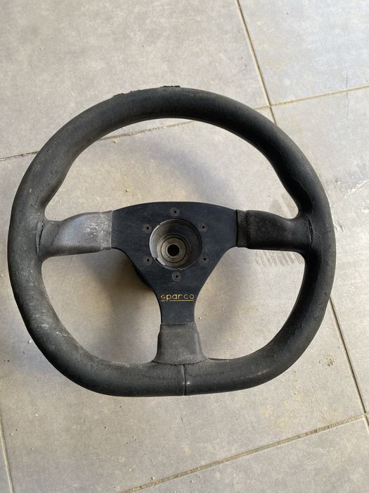 Volante original sparco para suzuki samurai e pneu 31