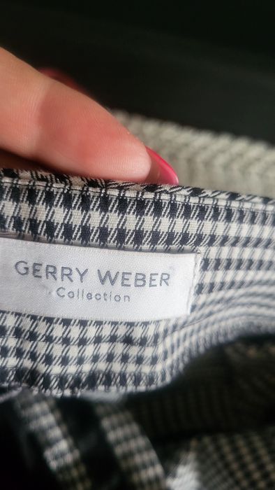 Spodnie cygaretki w pepitkę,46