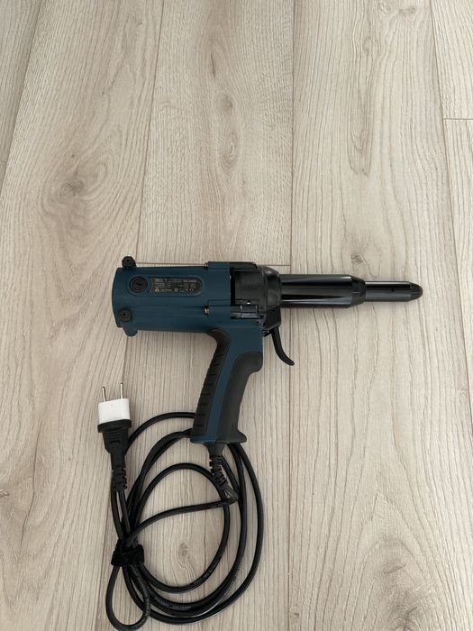 Заклепочник Time-Proof tac 500.