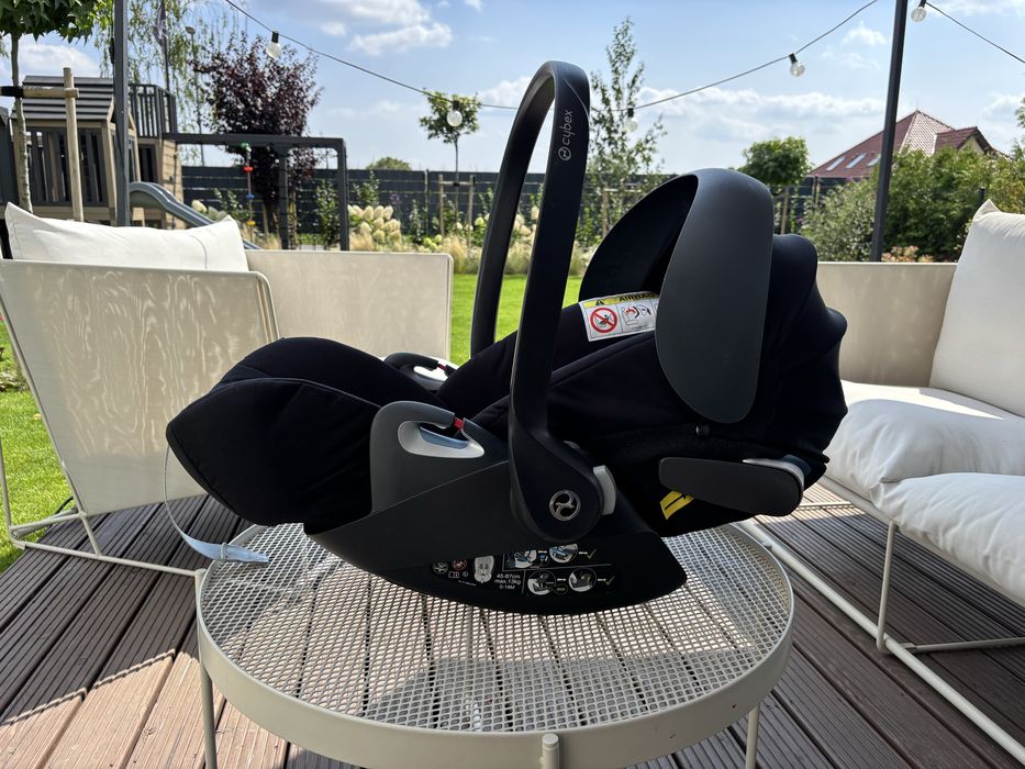 Cybex Cloud Z i-Size Czarny/Deep Black