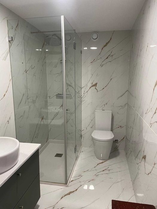 ALUGA-SE ESTÚDIO MEZANINO – PORTO – BAIXA