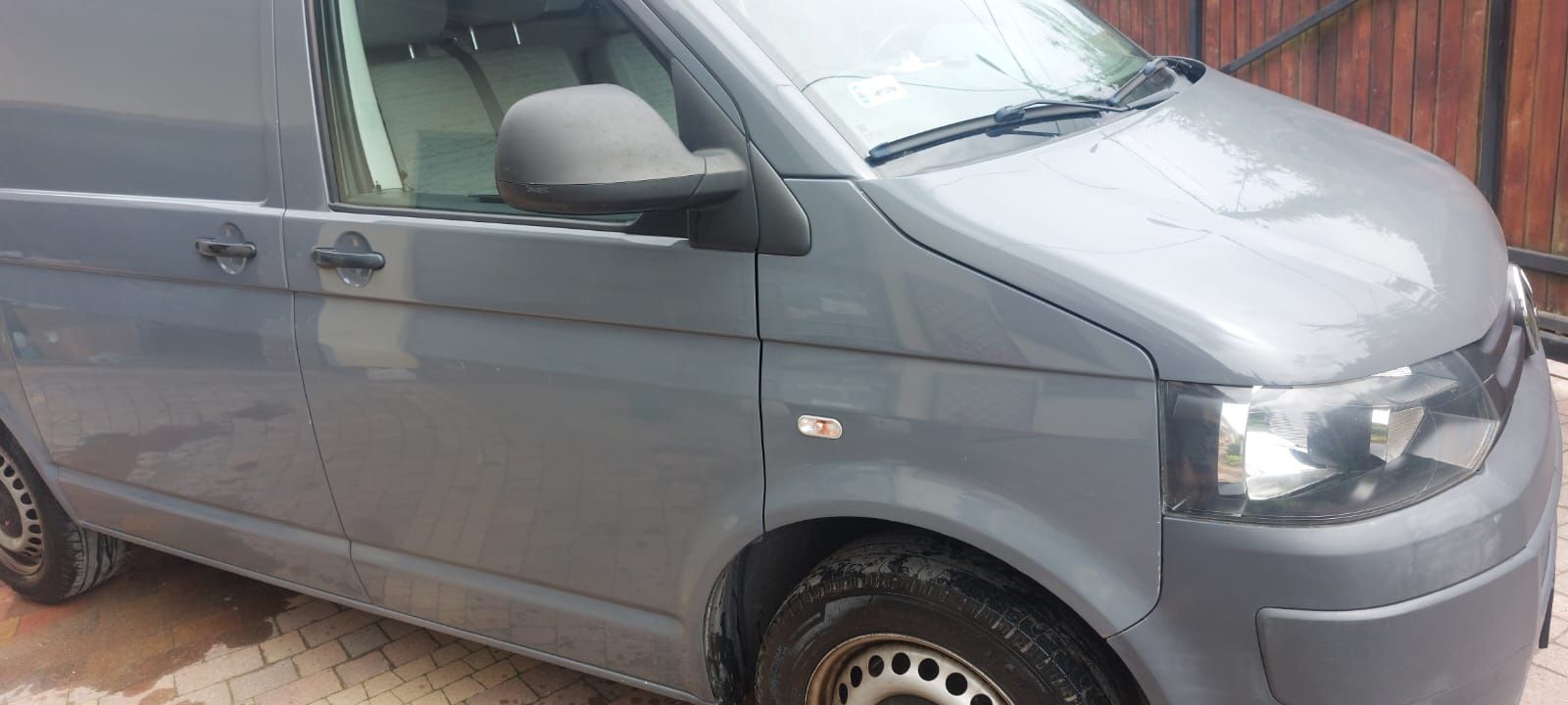 Sprzedam Volkswagen T5 polift, 2.0TDI, 140KM