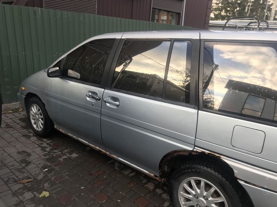 Ніссан прерия 2.0 газ/бензин