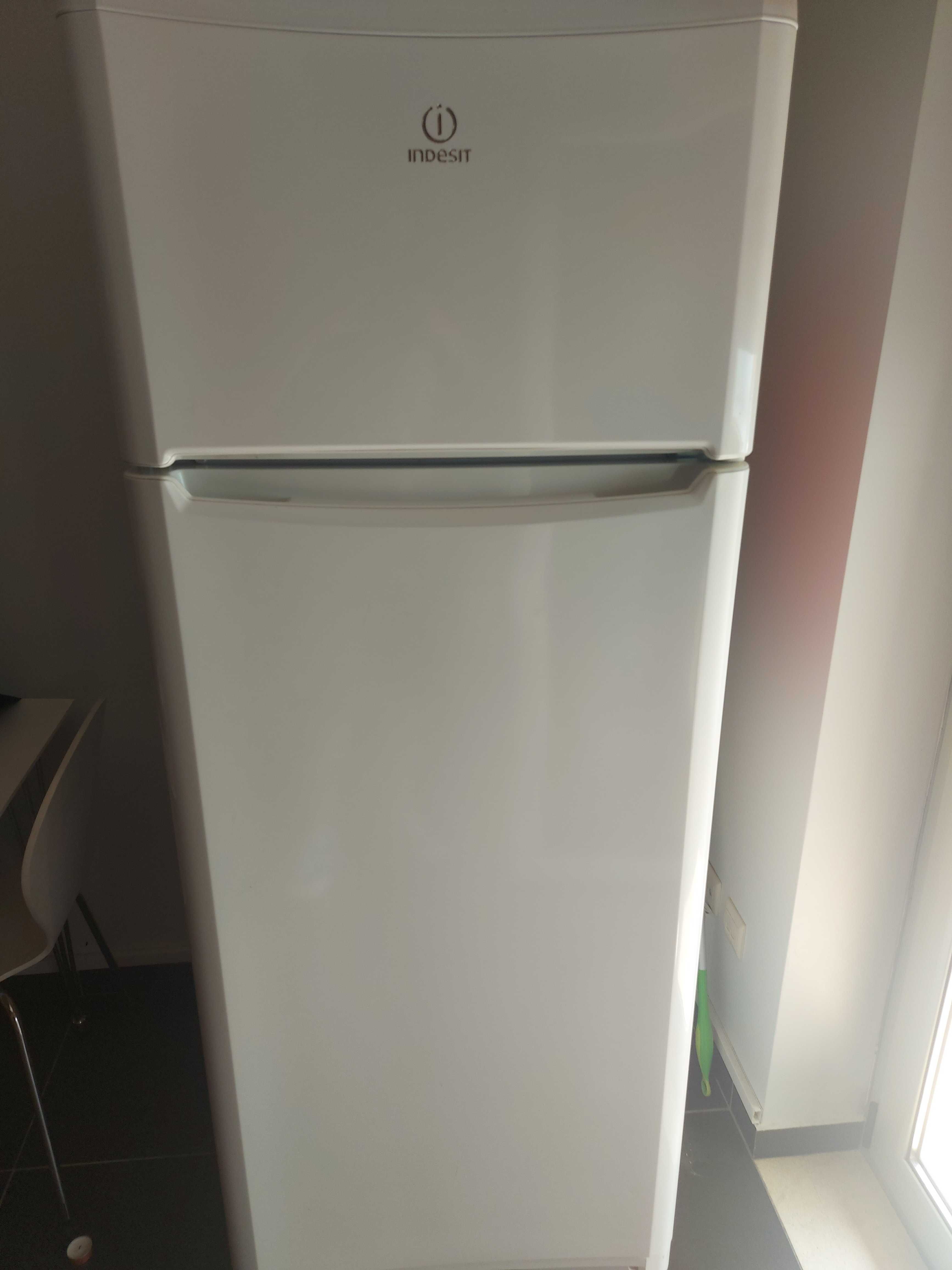 Frigorífico Indesit