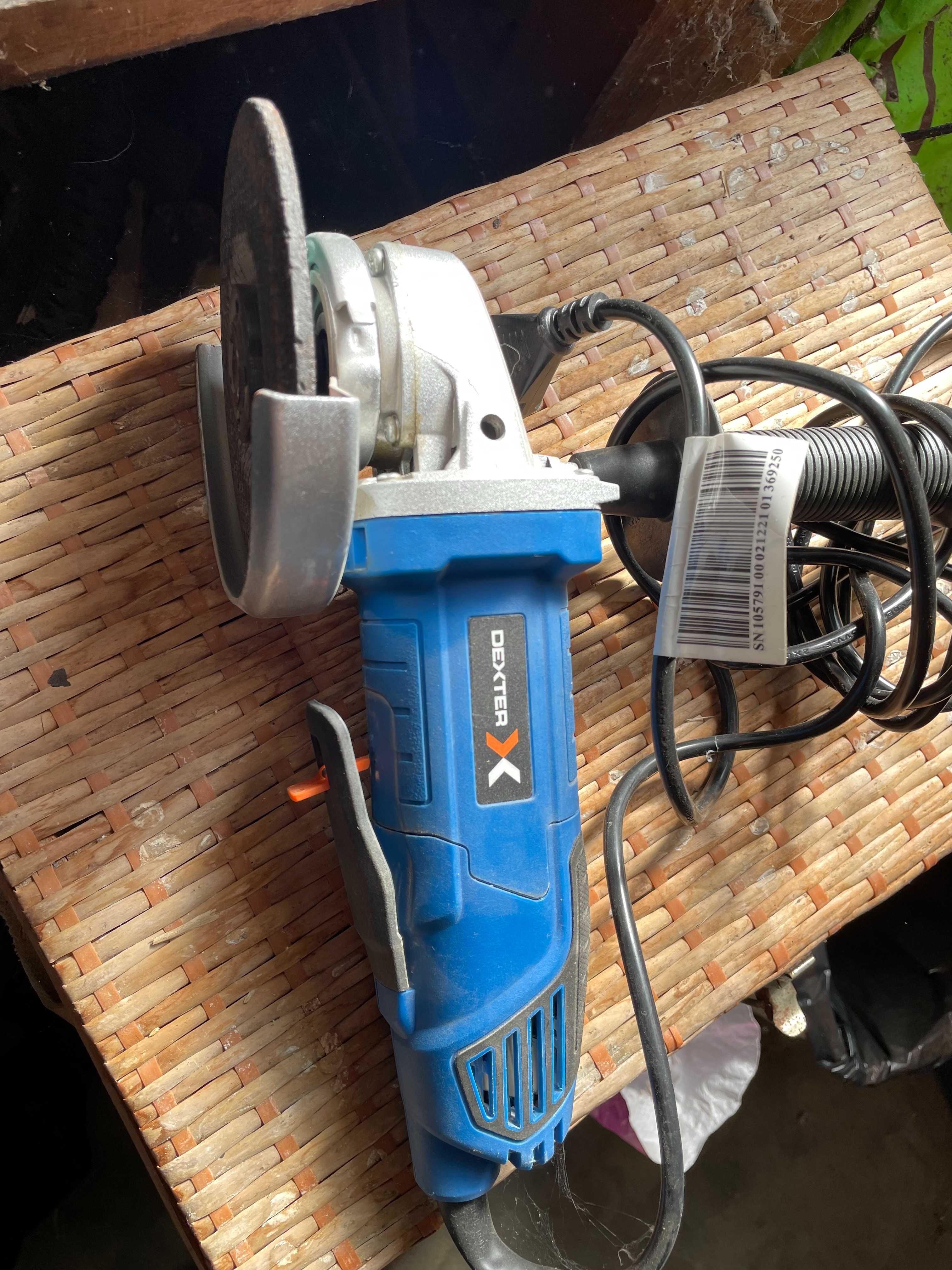 Rebarbador DEXTER 800AG 125.5 – 800W, ofereço 4 packs de discos