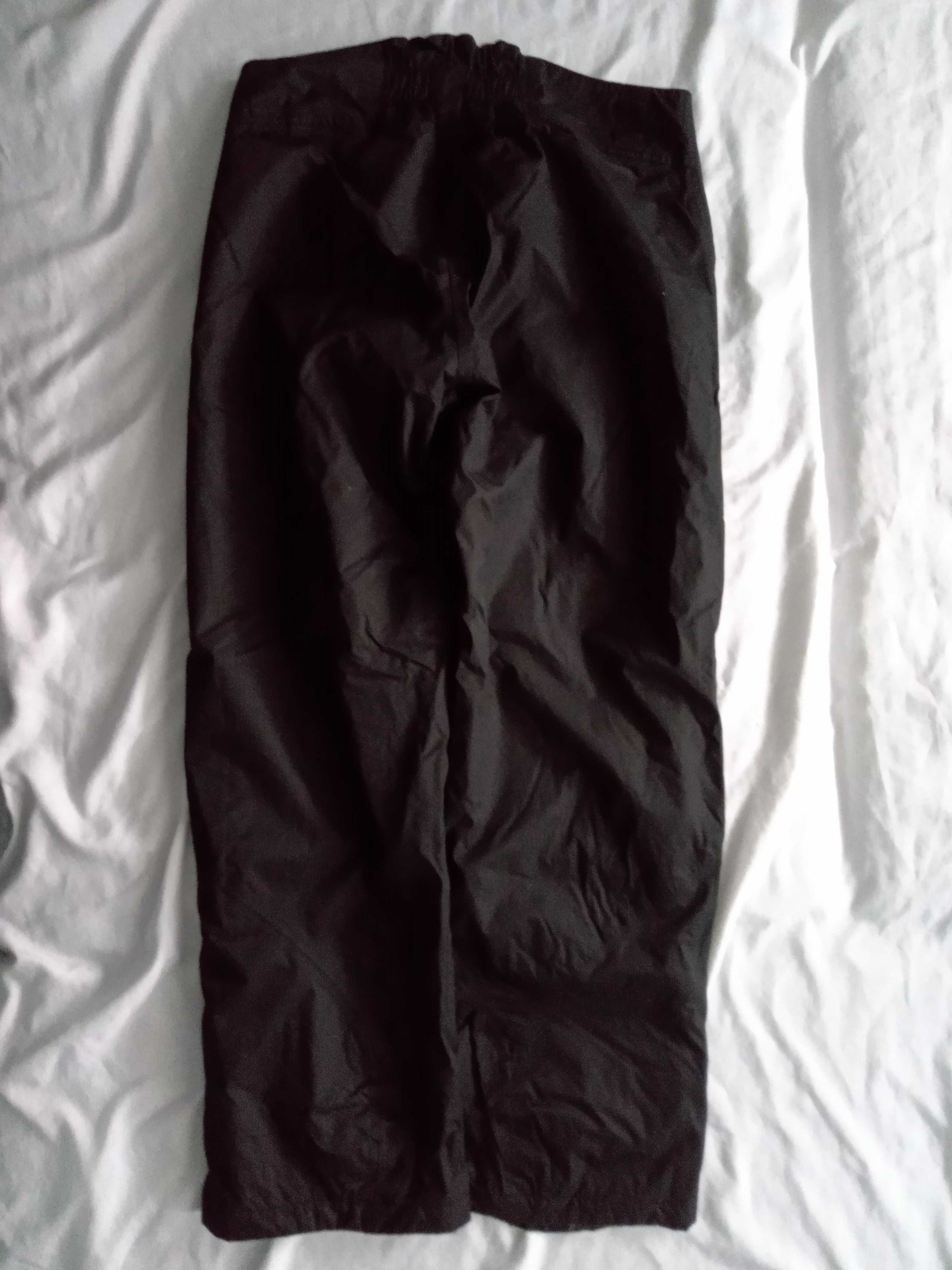 Ciepłe zimowe narciarskie spodnie rozmiar M firmy ON THE PEAK