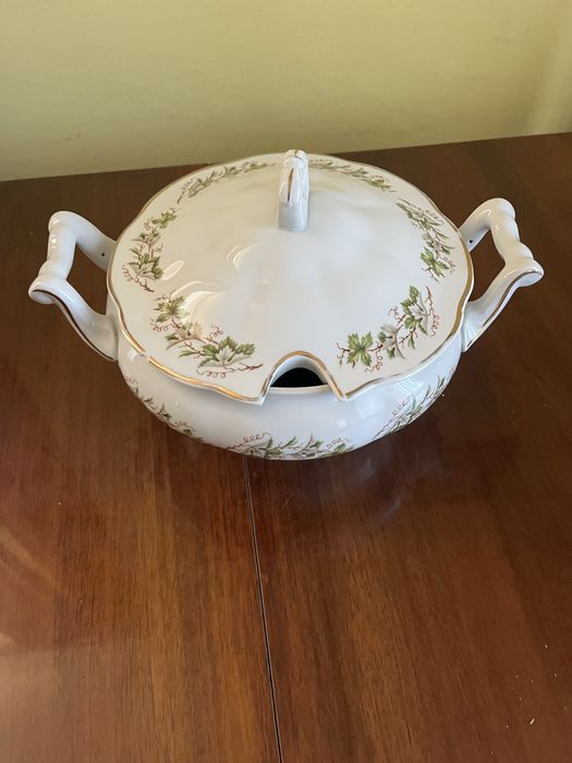 Waza porcelanowa używana