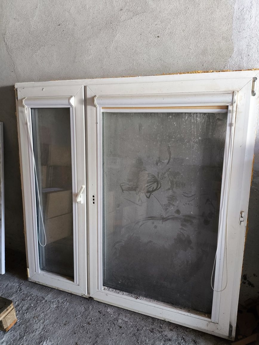 Okno plastikowe 146x143