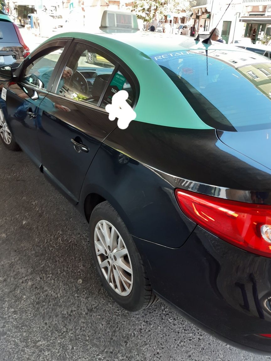 Táxi Lisboa (renault)