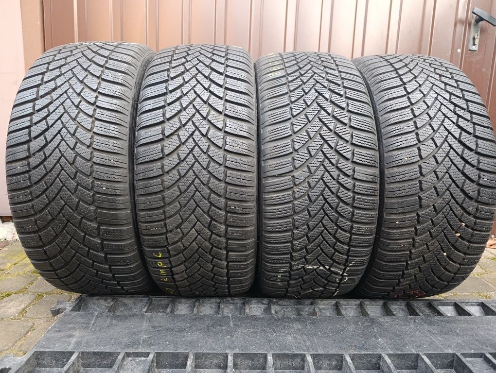 225/45/17 Bridgestone Blizak Lm 005 22r