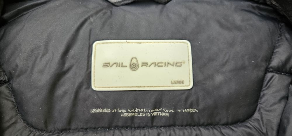 Sail Racing damska kurtka zimowa kapturem rozmiar L wymiary na zdjęcia