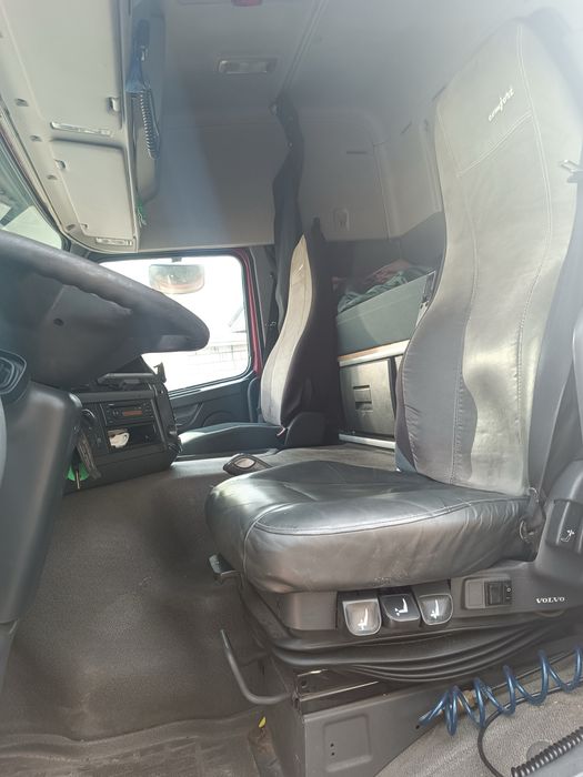 Volvo fm 410 do przewozu zwierząt do żywca zabudowa kaba 3 pokłady