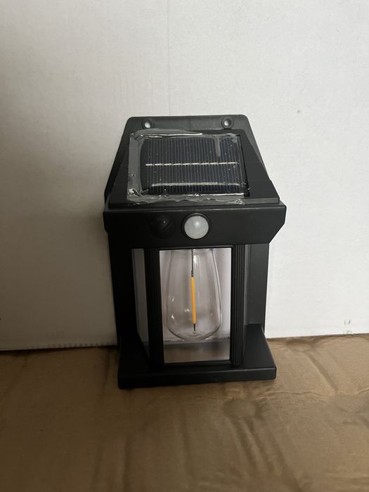 Lampa zewnętrzna LED na energię słoneczną – ogrodowa, solarna