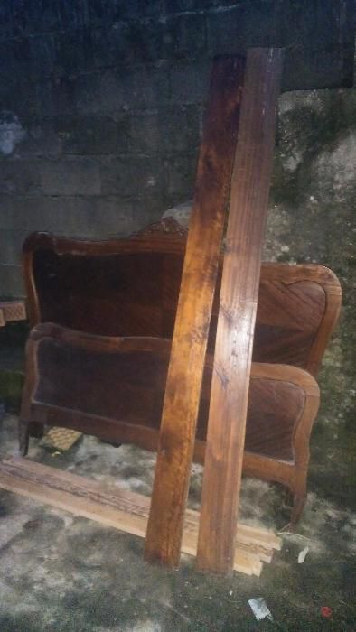 cama de casal antiga