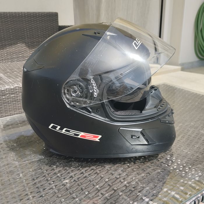 Capacete LS2 usado
