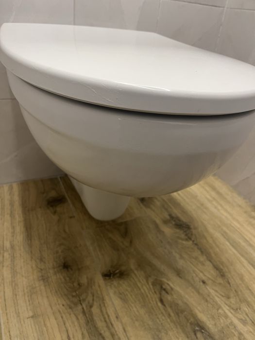 Унитаз по инсталяцию