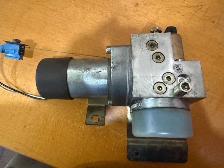 bomba hidráulica porta bagagens automático bmw serie 7 E65/E66