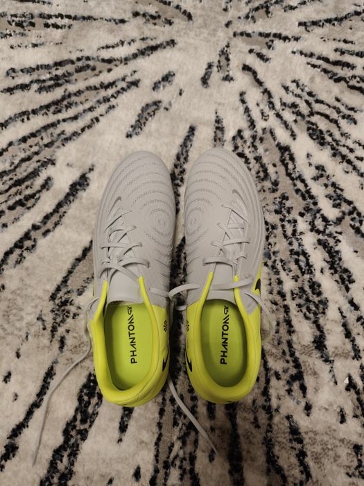 Nike Phantom GX FG korki piłkarskie r. 42 EUR stan idealny