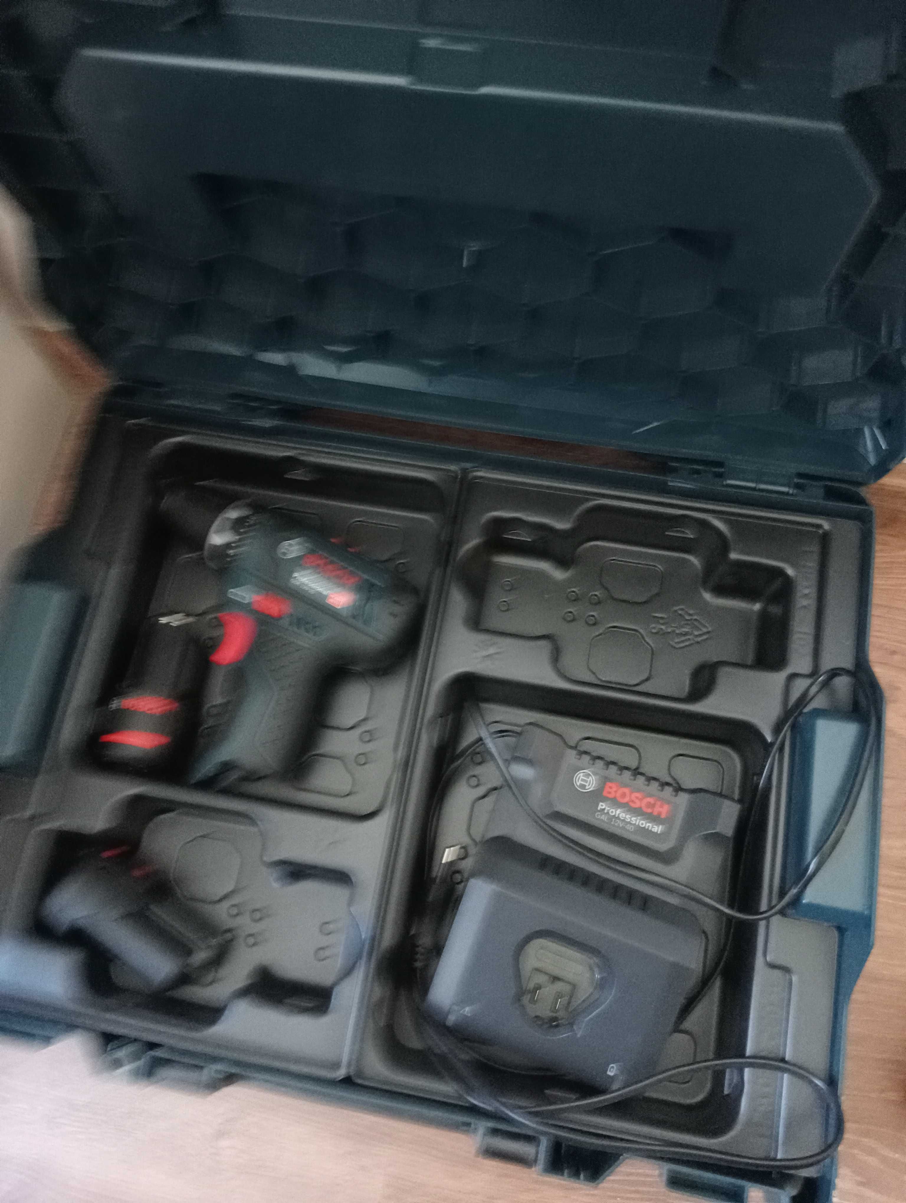 wiertarko-wkretarka bosch 12v proffesional