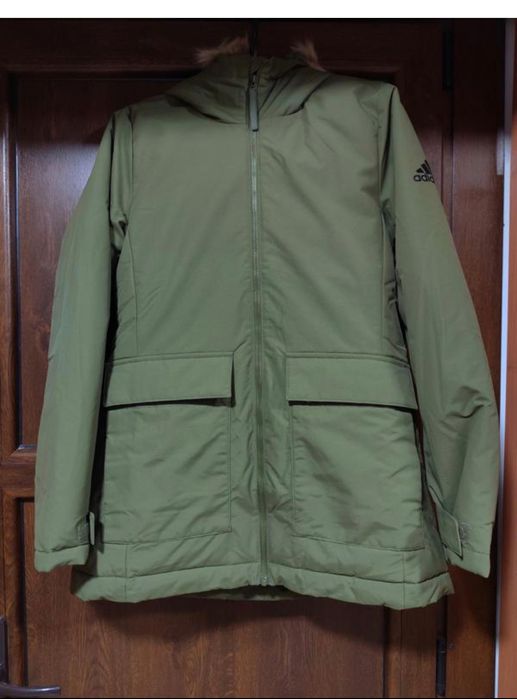 Куртка  жіноча зимова з капюшоном Adidas Utilitas Sportswear(GT1692)