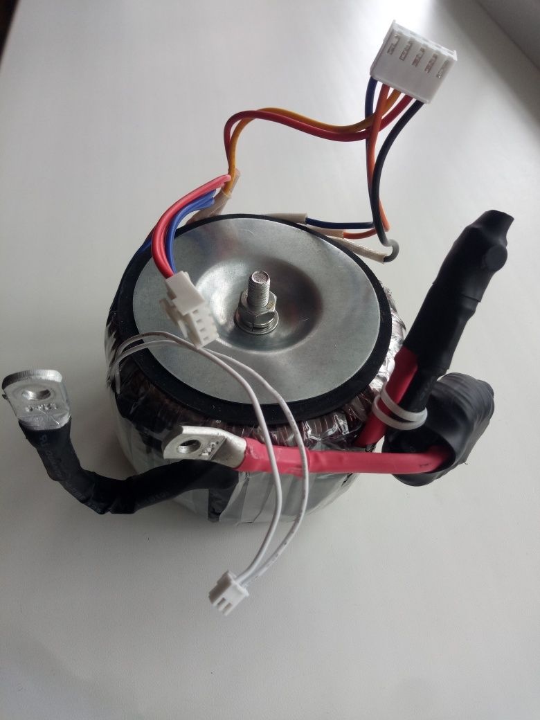 Трансформатор Kemot, Volt Polska Sinus Pro 800E