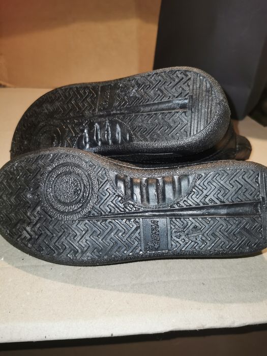 Зимние ботинки на меху, на размер 33-34