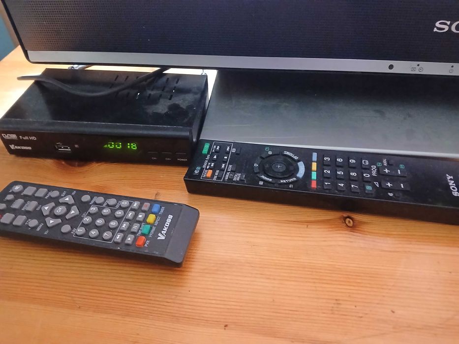 Telewizor SONY BRAVIA 32 cale z dekoderem