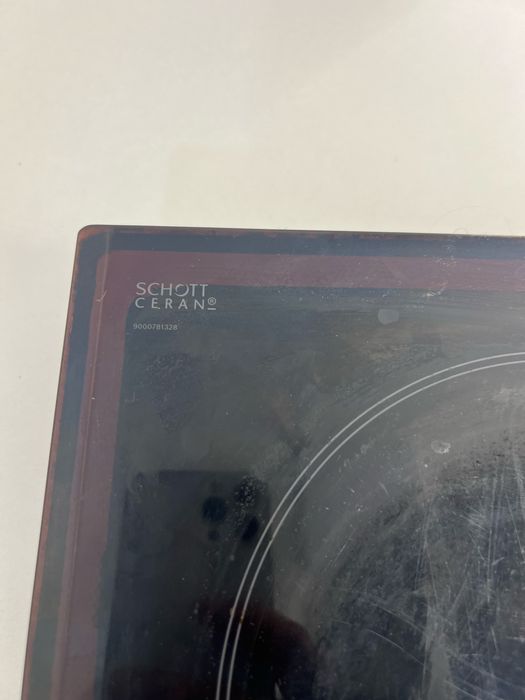 Варильна поверхня Bosch PKF651B17E, склокераміка