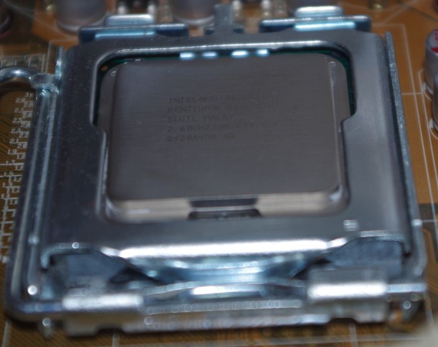 Процессор Intel Celeron D326 2,53GHz.(s775)