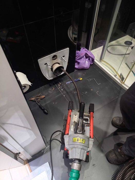 Hydraulik udrażnianie kanalizacji ,przepychanie rur, kamerowanie  TV