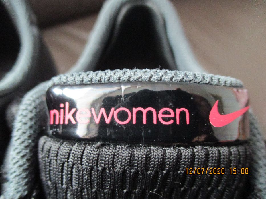 SPRZEDAM buty nikewomen