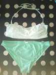 Bikinis e peças novos