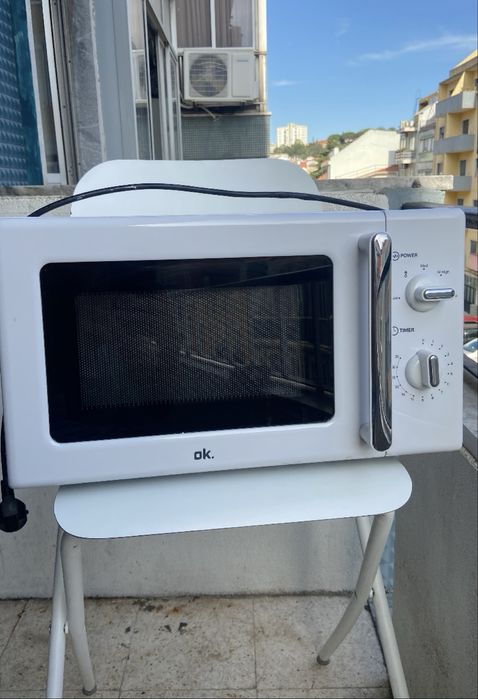 Micro-ondas OK (Modelo: OMW 22015 W) – Funciona perfeitamente!