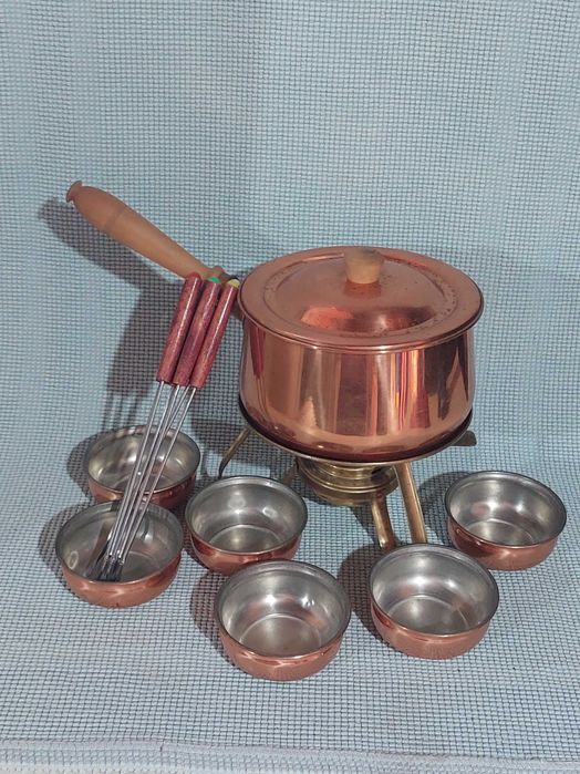 Fondue antigo em cobre