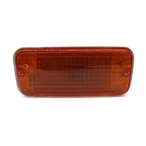 Farolim de pisca da frente Toyota Hilux LN40 1979-1981