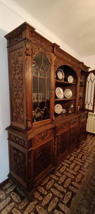 Sala jantar antiga completa